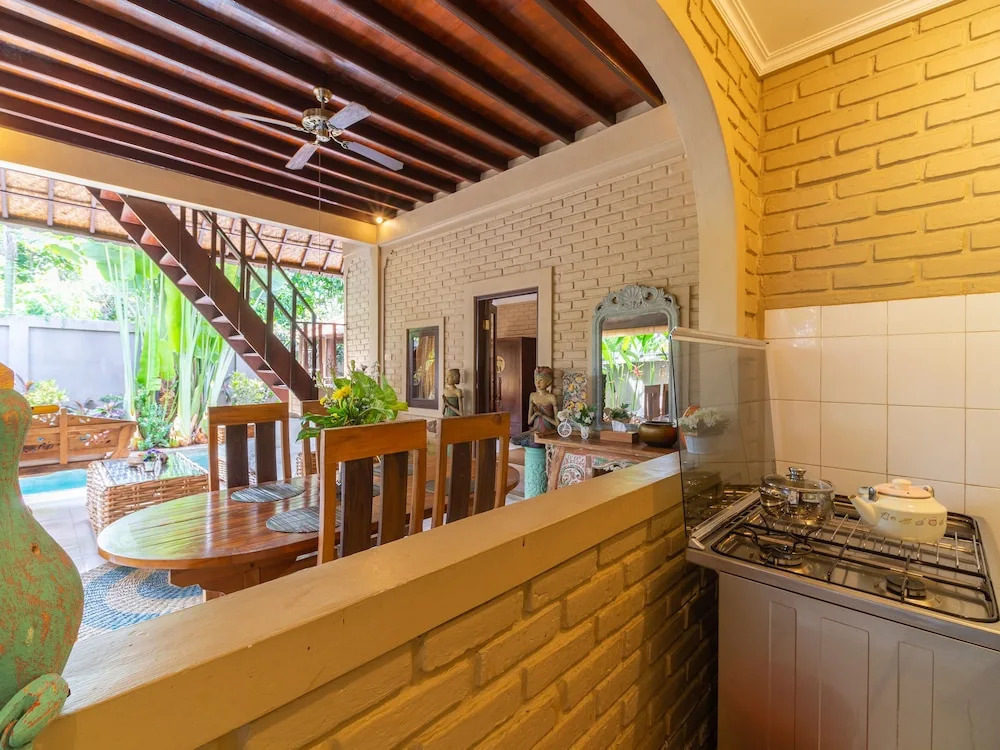 Enjoying Life Villa at Bintang