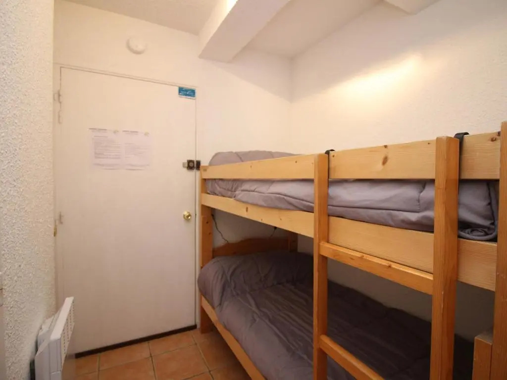 Appartement Mont-Dore, 1 pièce, 4 personnes - FR-1-608-148