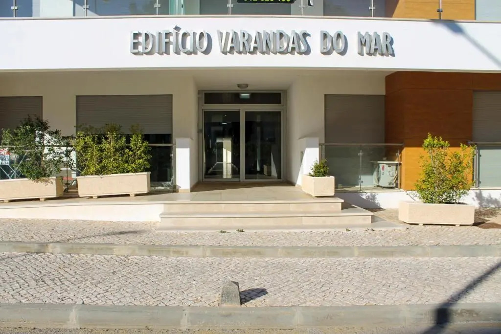 Varandas do Mar Apartamento T2R frente mar Olhos de gua Albufeira