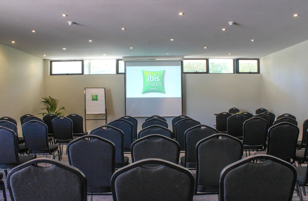 ibis Styles Canberra Eagle Hawk