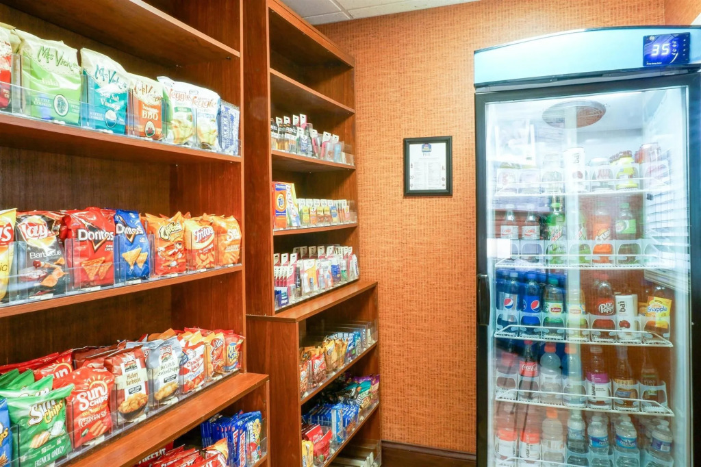 Best Western Plus Georgetown Corporate Center Hotel