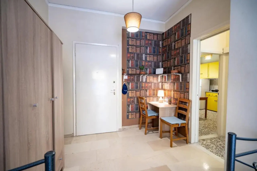 Acropolis Athens 1 bedroom 6 persons apartment.