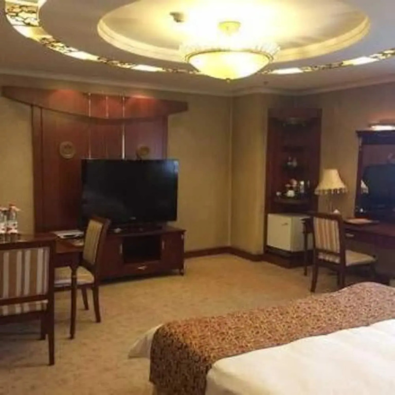 Jingang Hotel