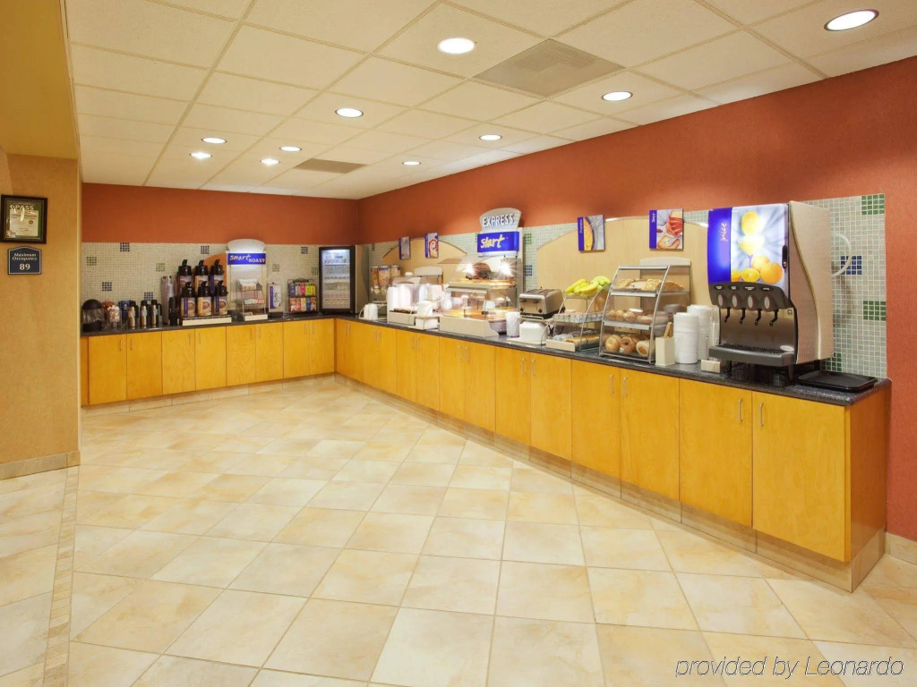 Holiday Inn Express Hotel Sacramento Airport Natomas by IHG