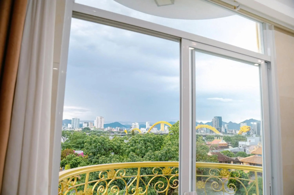 Dragon Hotel Apartment