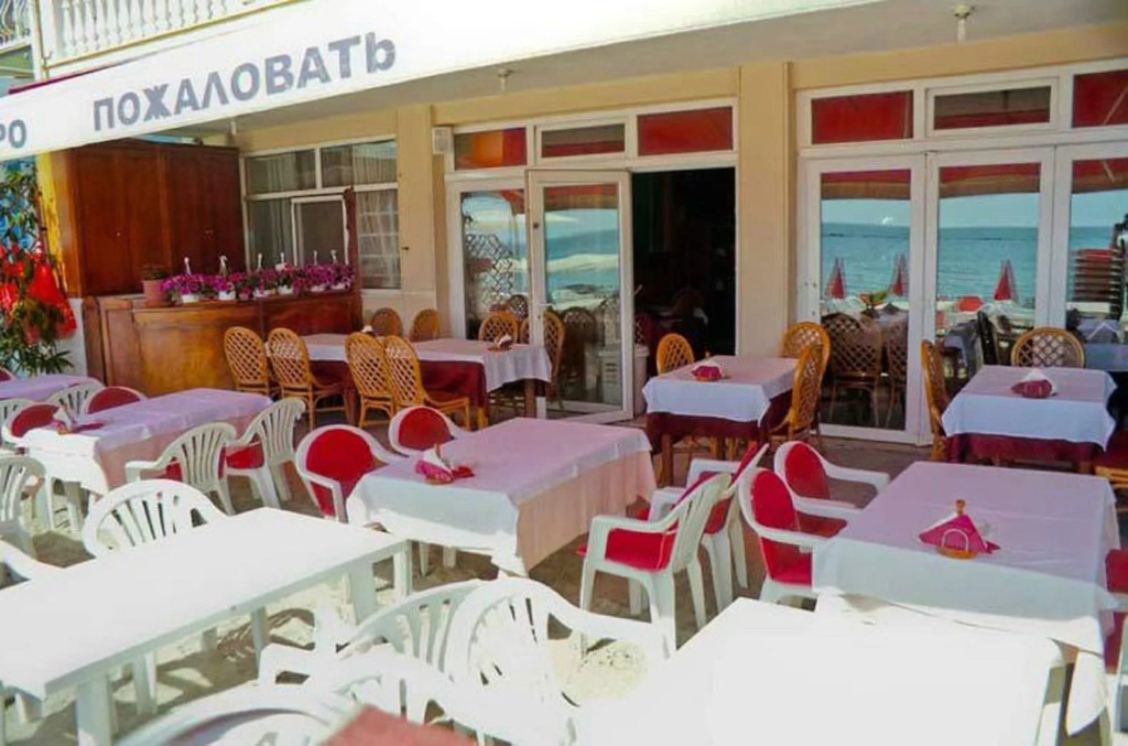 Hotel Themis