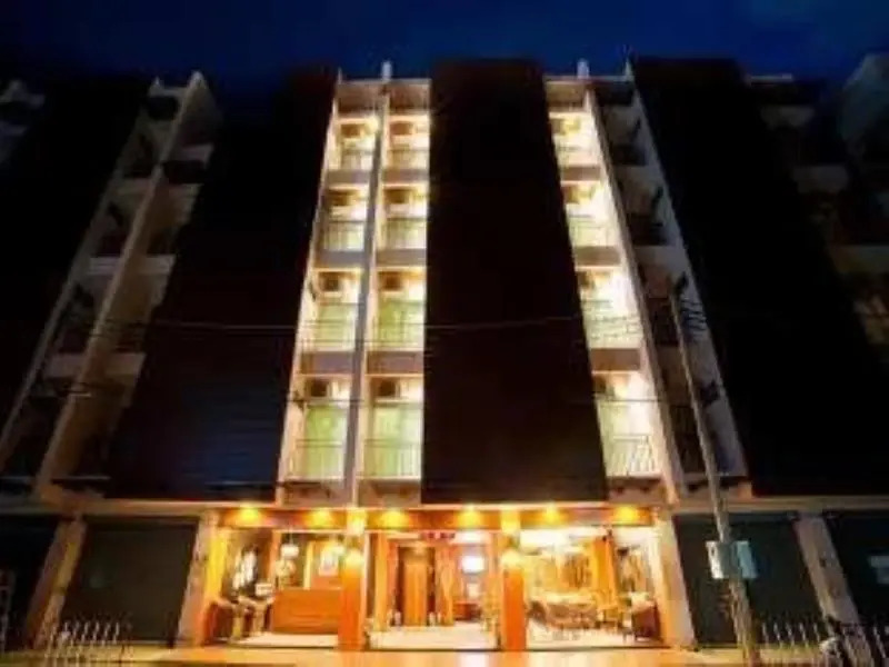 Deva Suites Patong