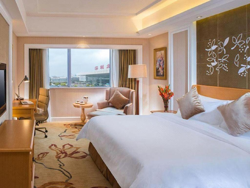 Vienna International Hotel Shenzhen North Station Branch