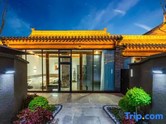 Yunbo Hot Spring Resort Hotel