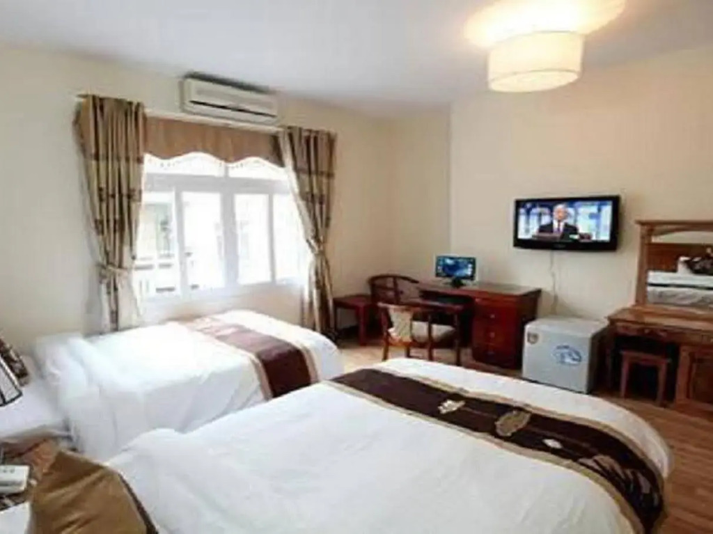 Hanoi An Father's Hotel & Travel