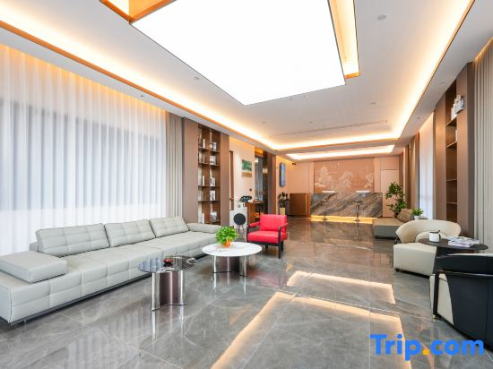 Longjiang Years Hot Spring Hotel