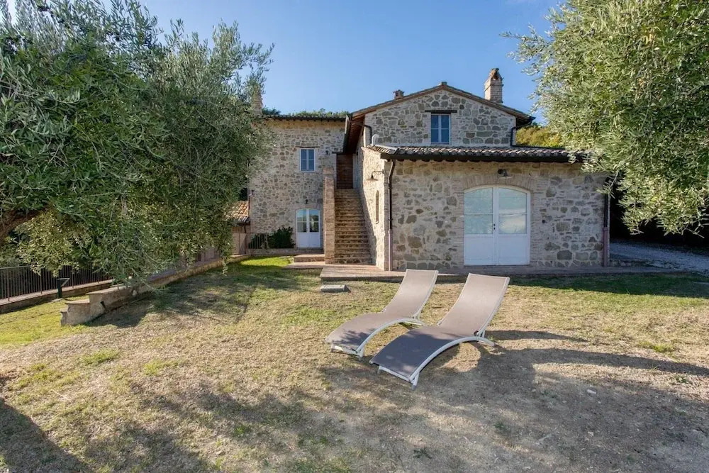 Studio Apartment in a Farmhouse With Swimming Pool