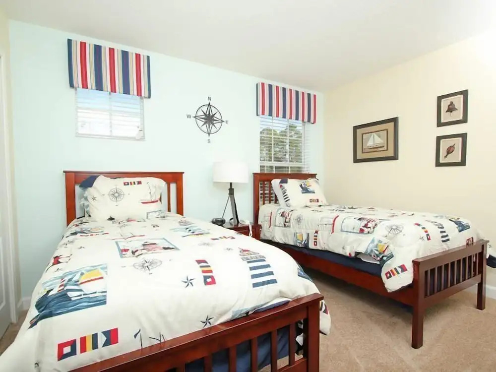 Stunning 5 Bedroom 5 Bath Home In Paradise Palms Resort