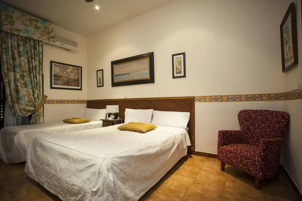 Armesto Rooms