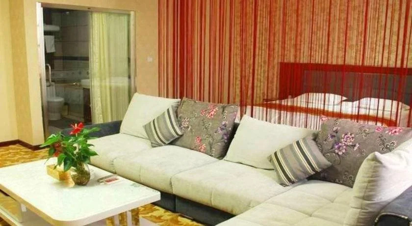 Jiuquan Zhenhao 61 Business Hotel