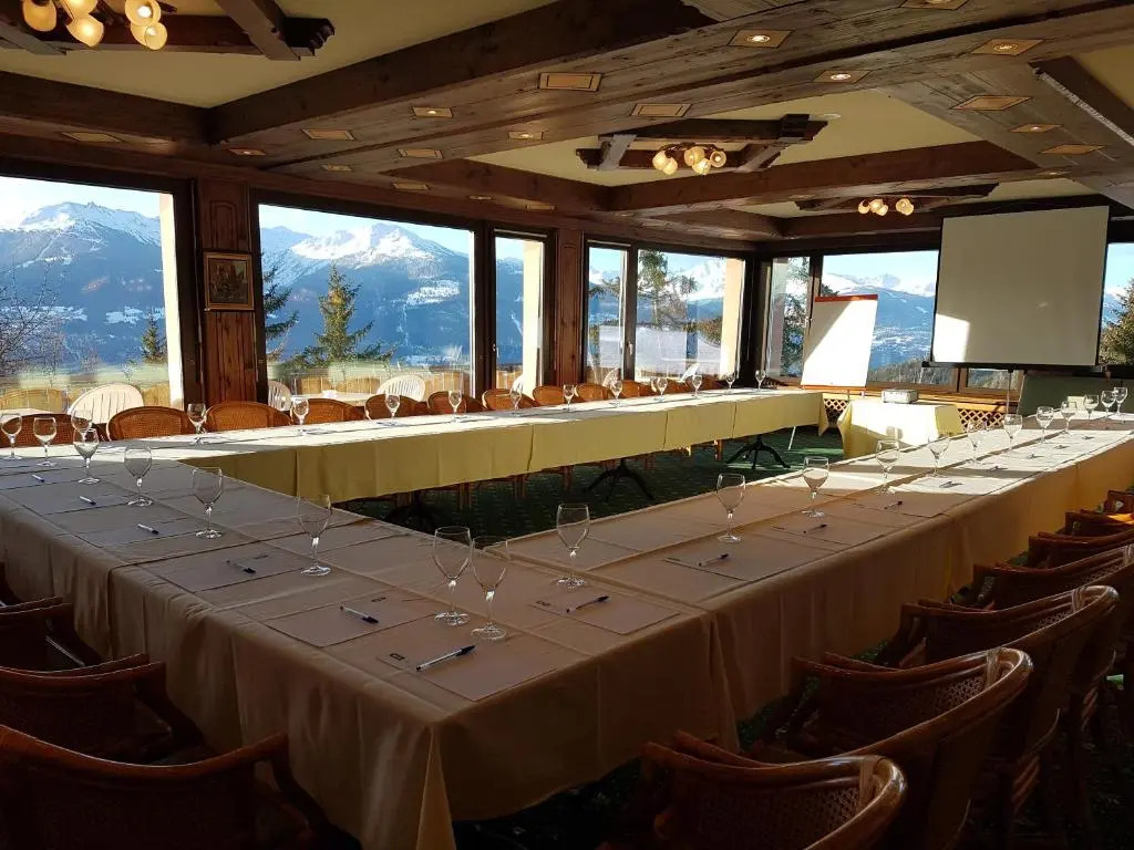 Hotel-Restaurant Le Mont Paisible, Crans-Montana