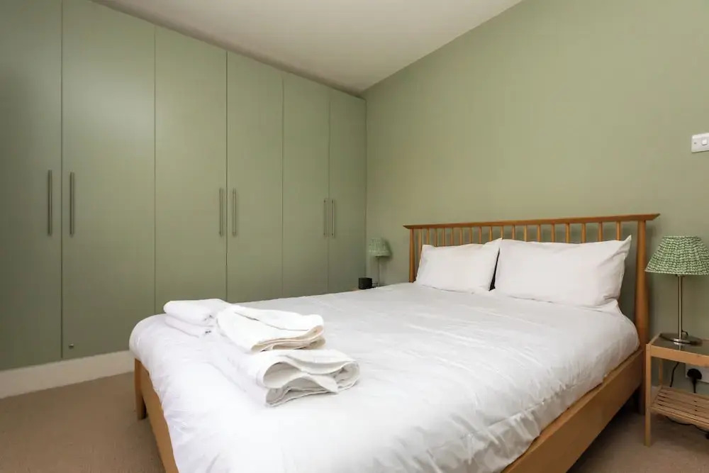 Beautiful & Cosy 2BD House - Southwark