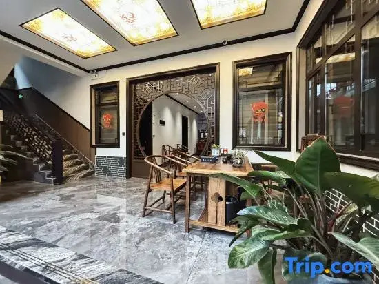 "Lingshi Dongwang Residence (Wang Family Courtyard Lodge