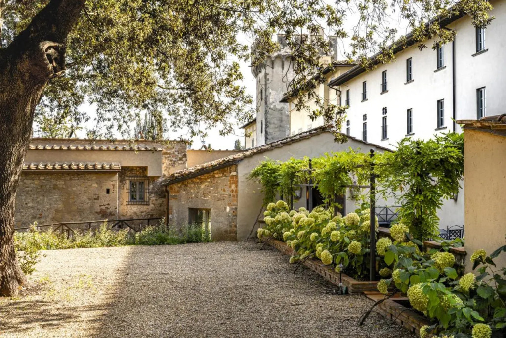 Torre a Cona Wine Estate