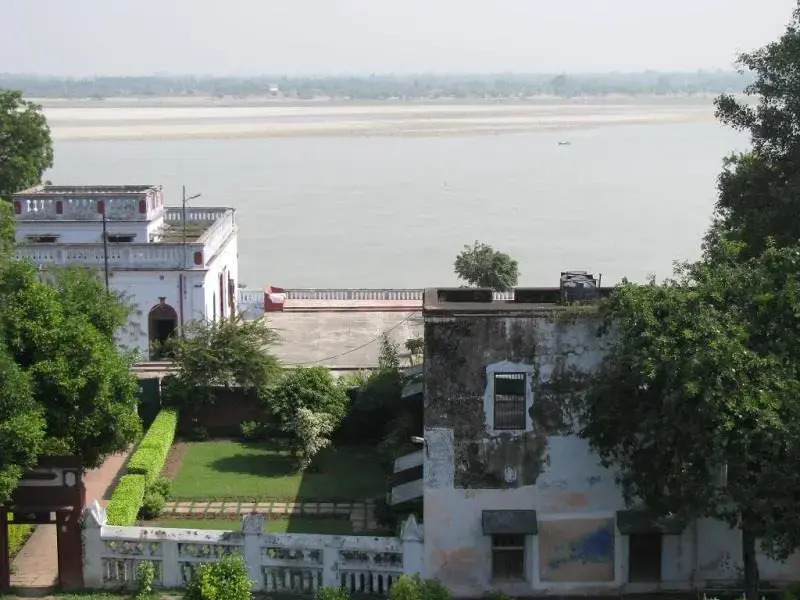 Ganga Love Luxe Paying Guest House