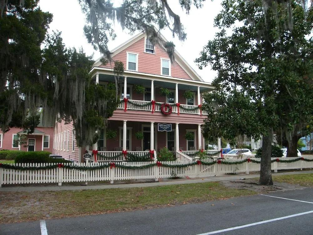 Spencer House Inn