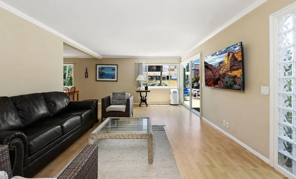 Newport Beach Bungalow