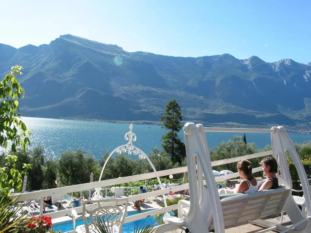 Hotel Riviera Panoramic Green Resort