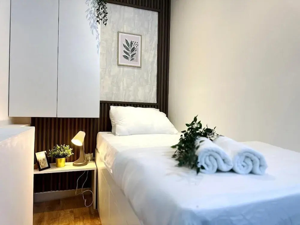 Dreamy Partition Room in Barsha1