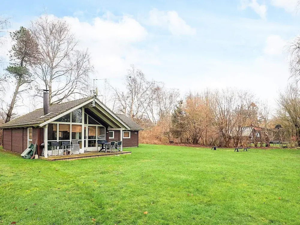 6 Person Holiday Home in Hojby-by Traum