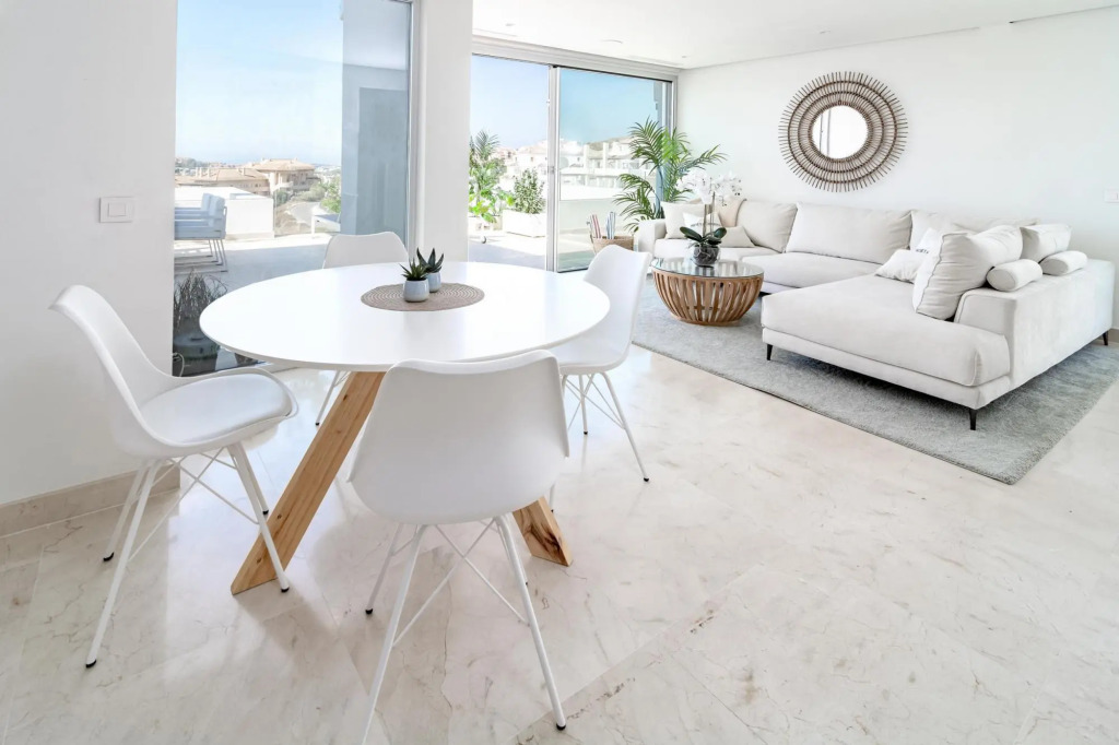 LMR1-Penthouse with 187m2 terrace and private pool