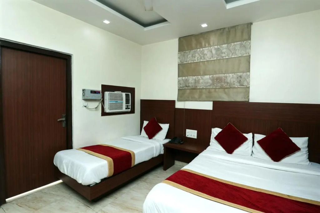 Hotel O Toto International