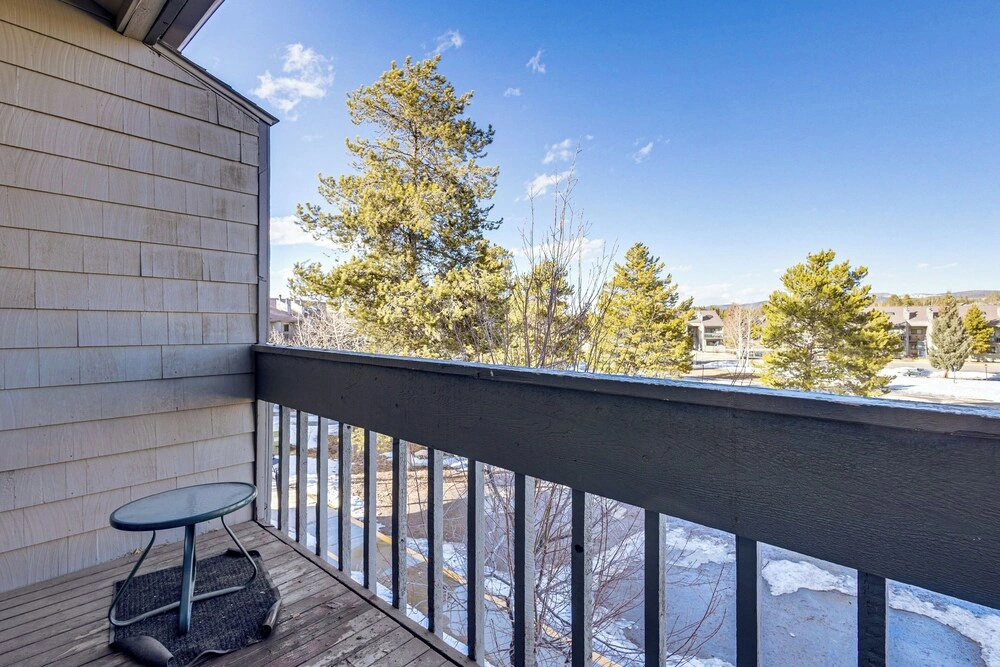 Shuttle to Winter Park Resort: Mtn-view Condo