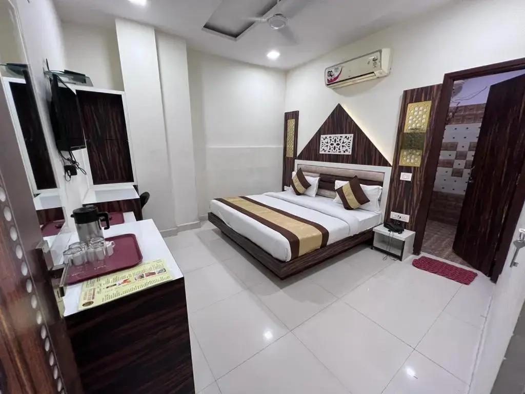 Hotel Sehmi's Best Rest Inn
