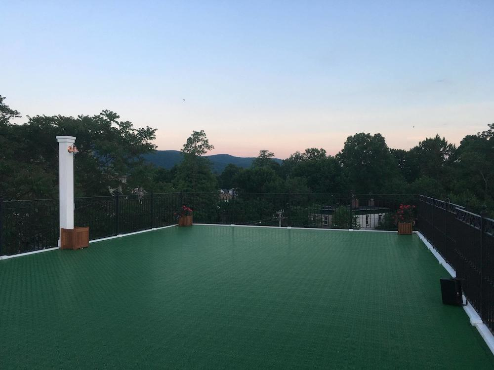 The Dutchess Inn and Spa at Beacon