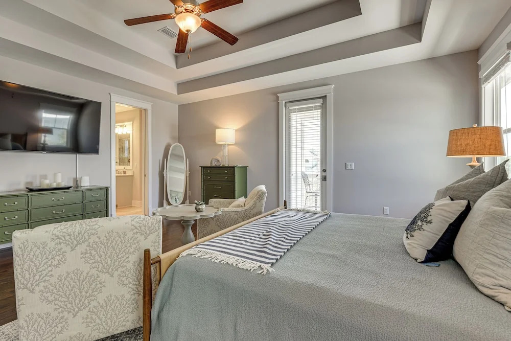 1 Mi to Blue Mtn Beach! 30A Getaway w/ Golf Cart