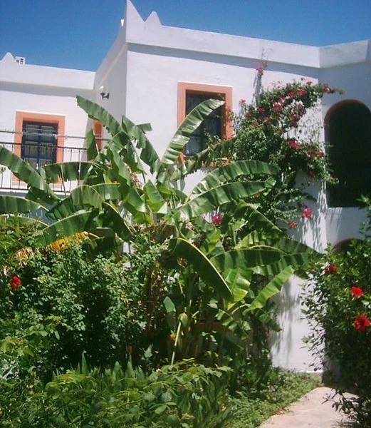 Hadi Apart Hotel