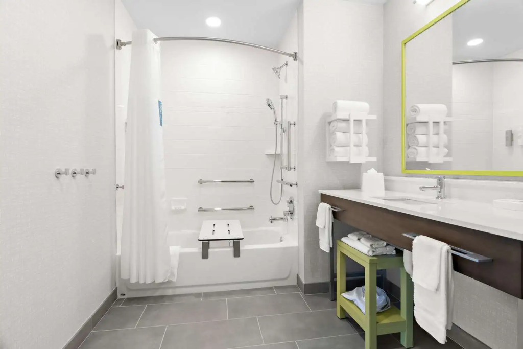 Hampton Inn & Suites by Hilton Chicago Medical District UIC
