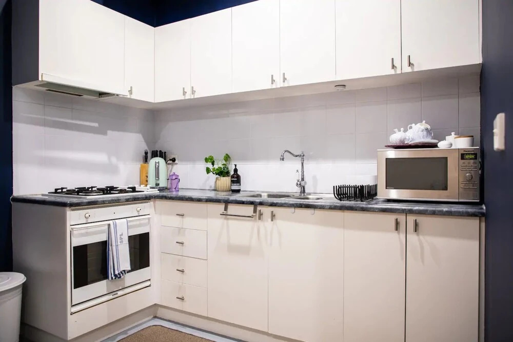 Cozy 3 Bedroom Apartment In The Heart Of Melbourne CBD
