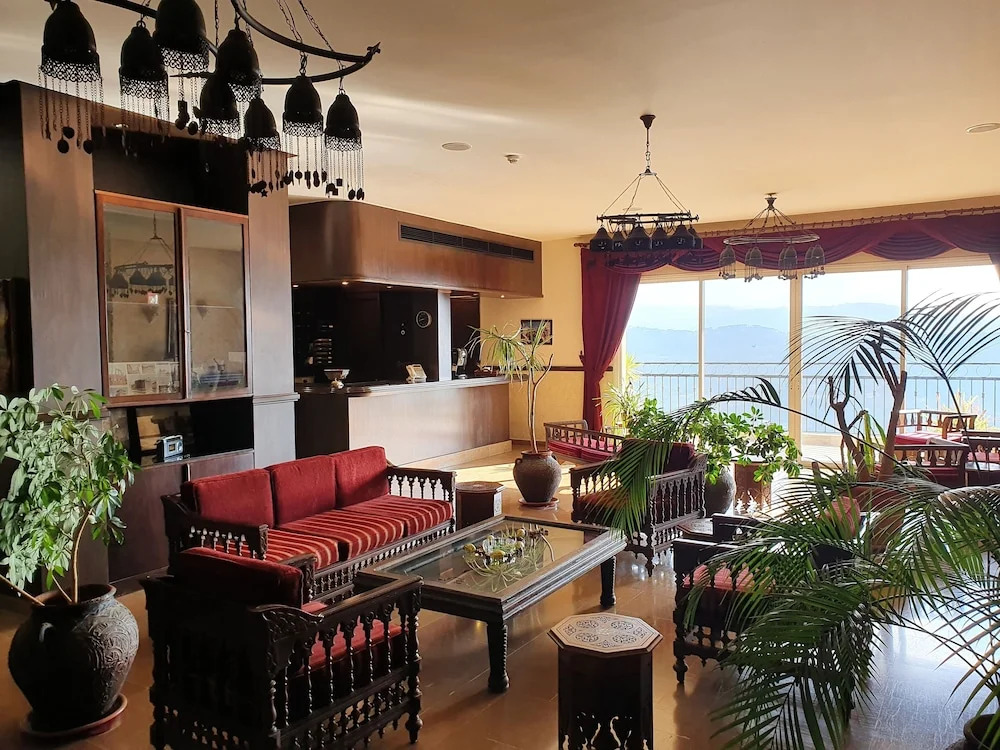 Quartier Suisse Hotel