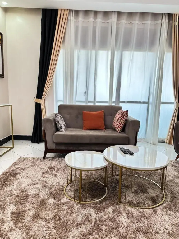 LivLuxe Apartments 2