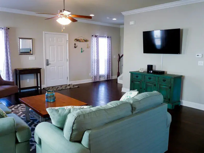 Southern Charm by RedAwning