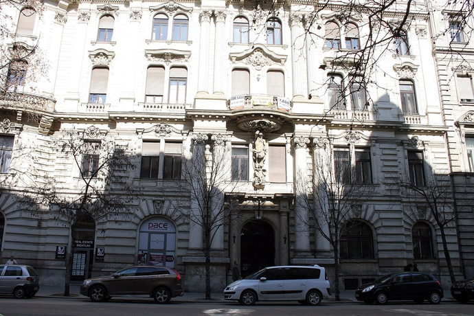 Central Market Apartments