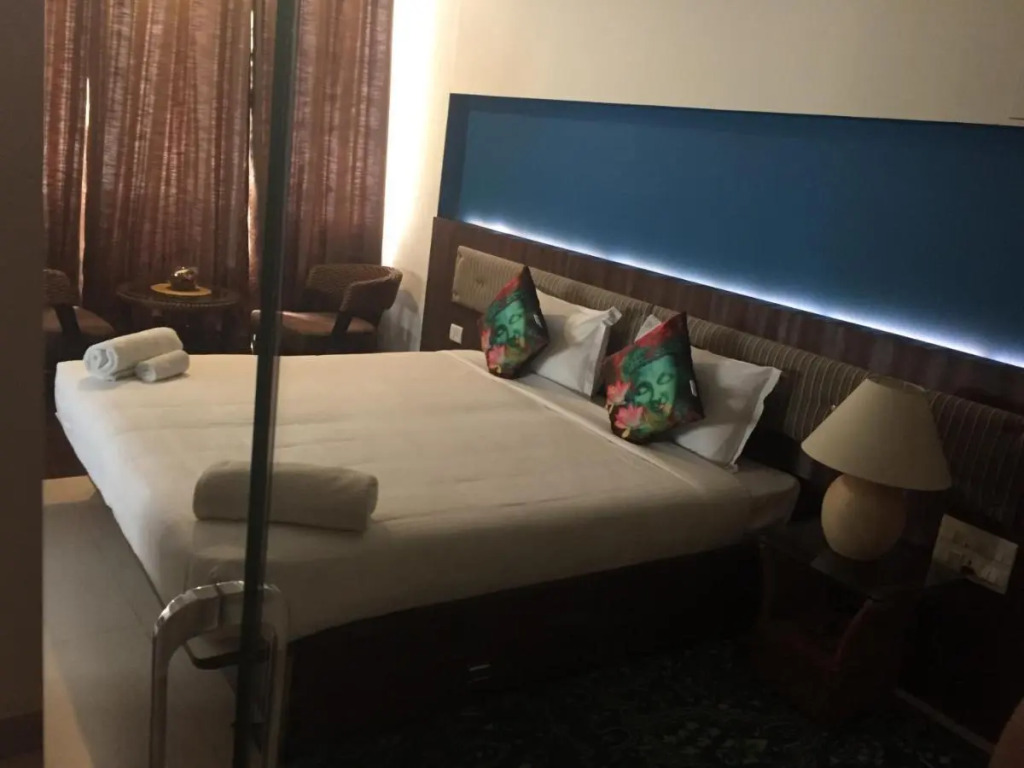 Luxtay Suites