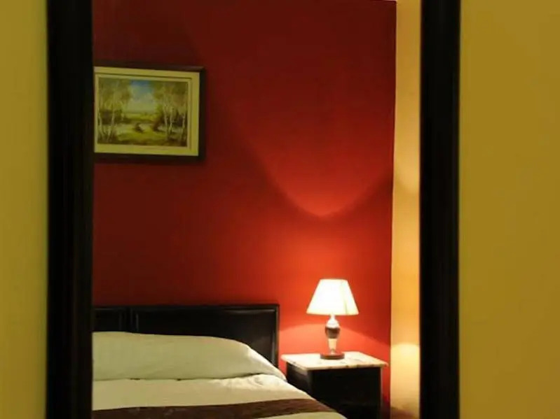 Manar White Palace Hotel