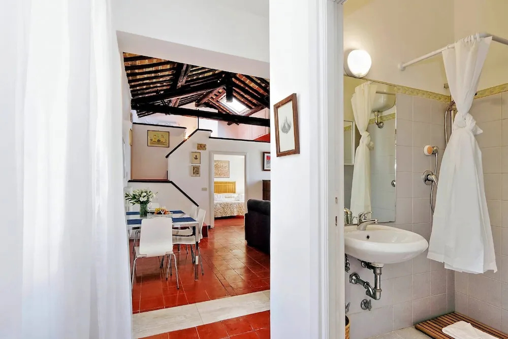 Montevecchio 2 - WR Apartments