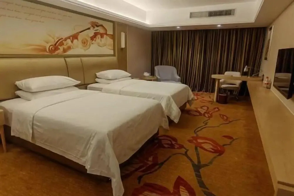 Vienna Hotel (Chaozhou Fenghuang Xincheng)