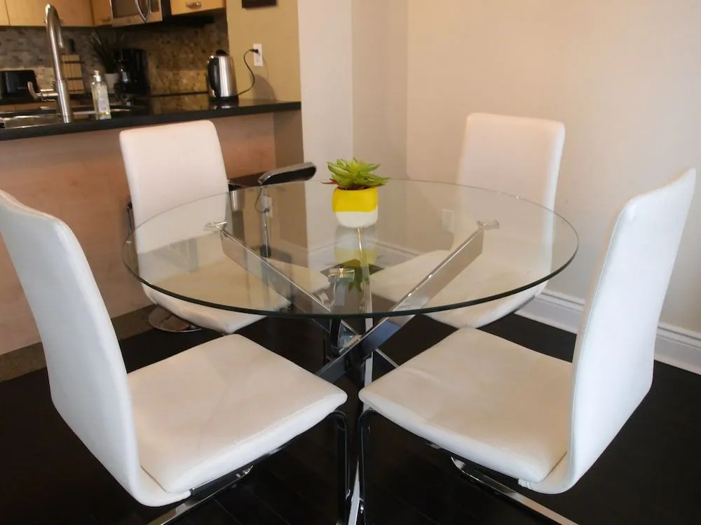 Amazing New 1BR Condo with Parking
