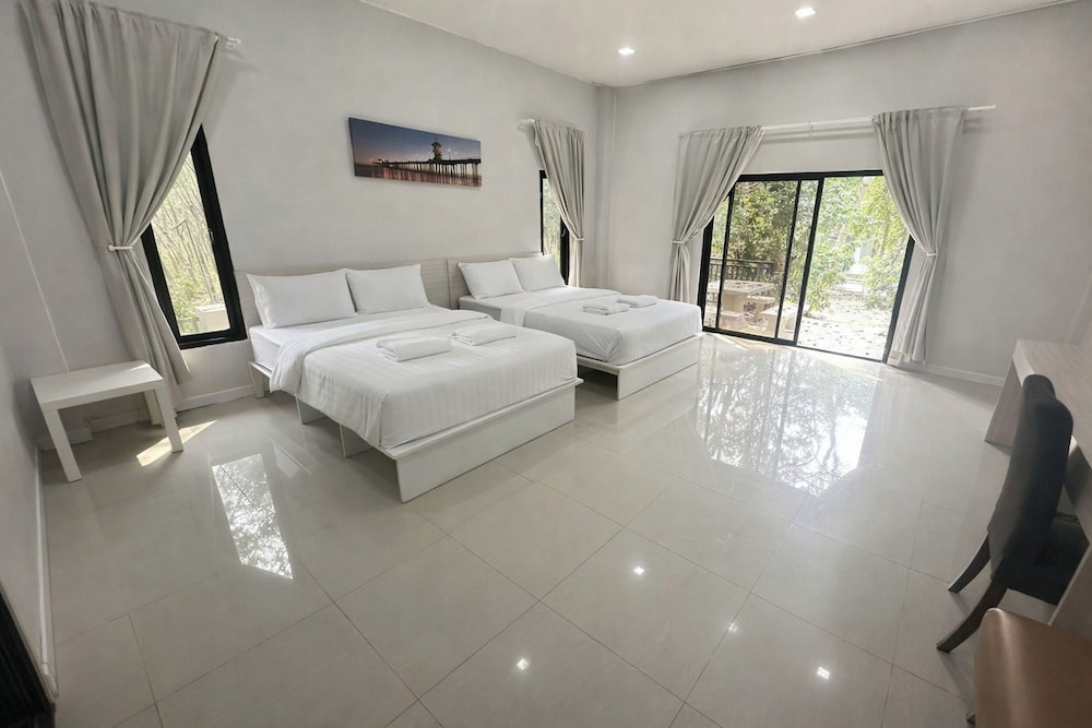 Rayong Valley Resort