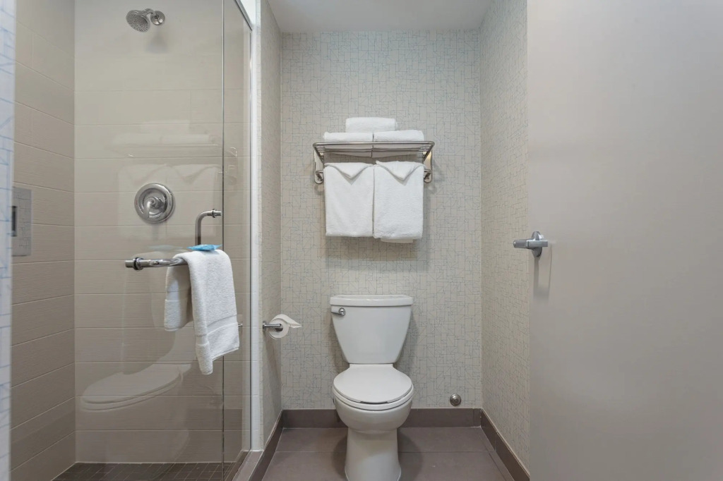 Holiday Inn Express & Suites - Belleville by IHG