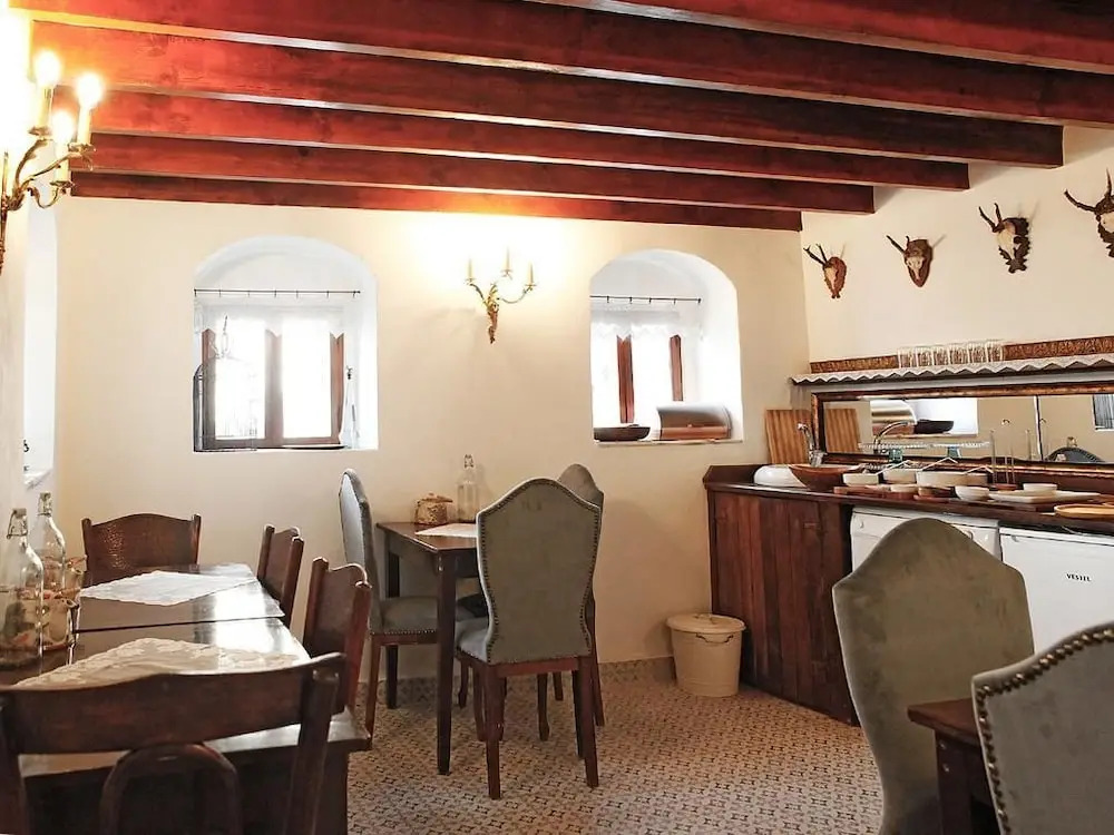 Marjolaine Hotel